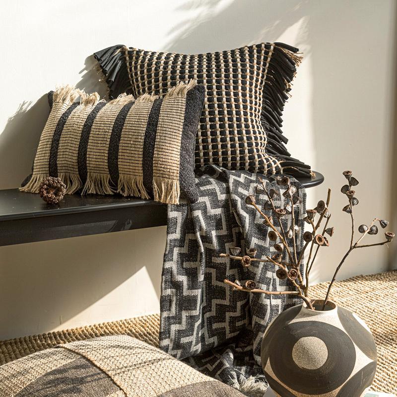 Премиальный плотный тканый чех – обзор и цена Textured Throw Natural